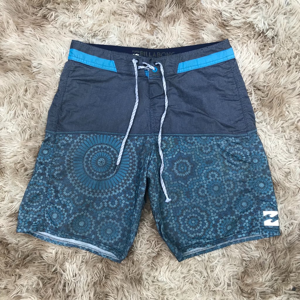 Billabong Men's Size 28 Blue Color-Block Geometric Print Beach Swim Trunks